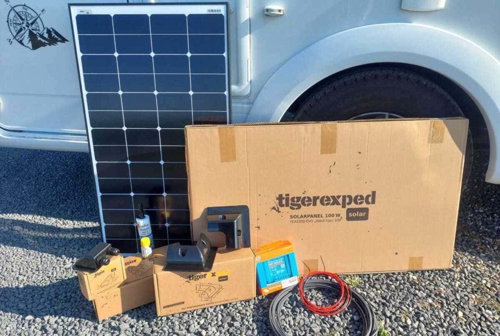 Solar Komplettpaket von tigerexped - Übersicht über den Inhalt (beispielhaft)