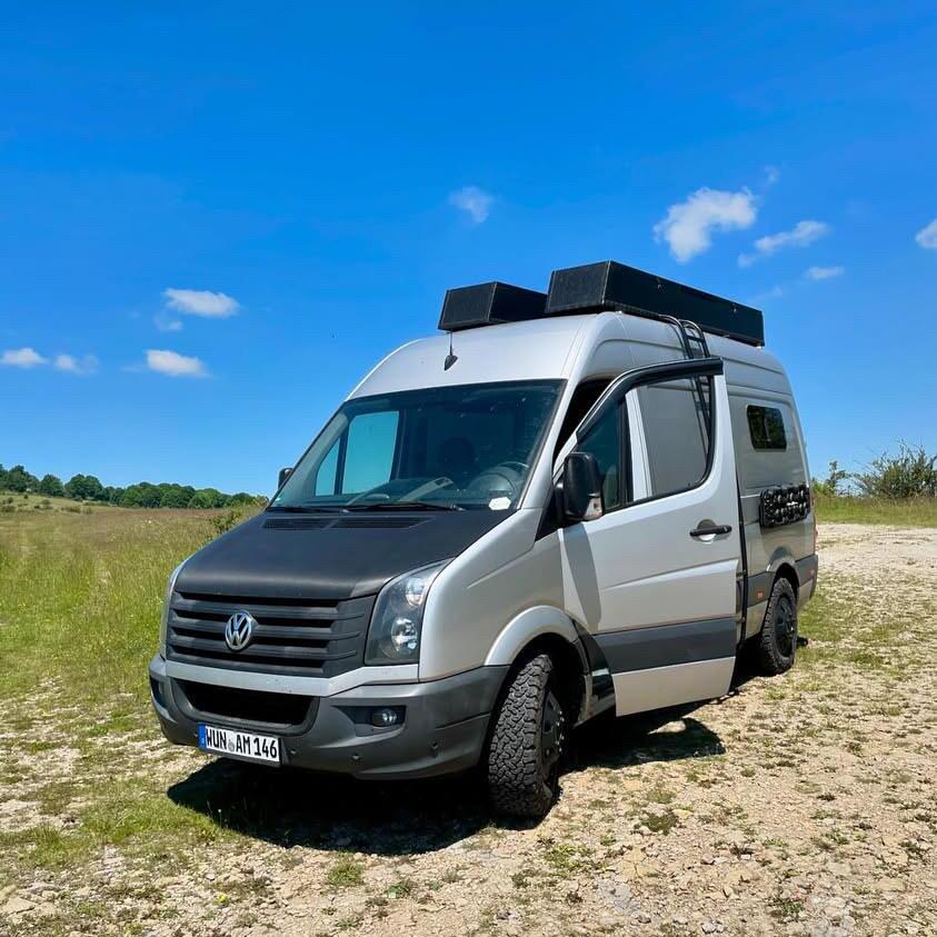 Fichtel Van Camper mit Solar-Dachboxen