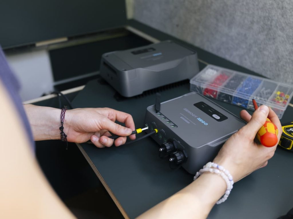 Elektrikkomponenten von Renogy anschließen